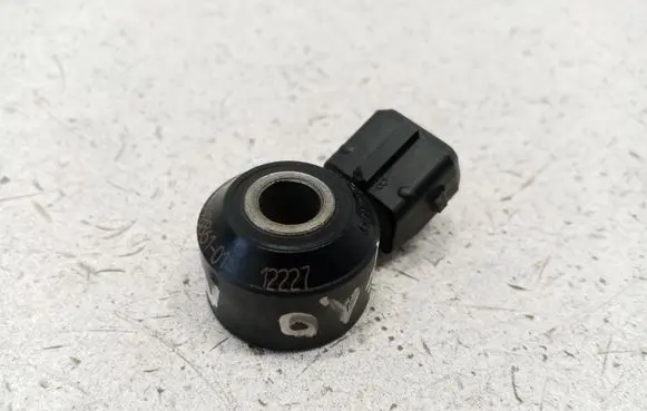 BMW 5 F10 F11 Detonation knock sensor 7598861 13627598861