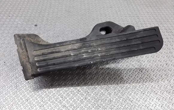 Volkswagen Golf Plus Accelerator throttle pedal 1K1721503M