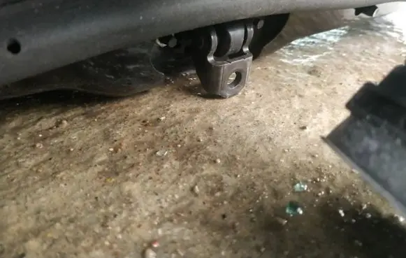 Peugeot 508 Front door check strap stopper 