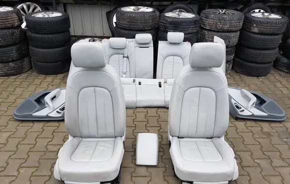 Seat set