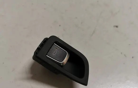 Audi A5 8T 8F Tailgate opening switch 8T1959829