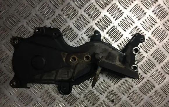 Toyota Avensis Verso Engine mounting bracket