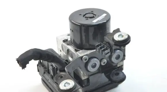 Volvo S80 ABS Pump 30681619