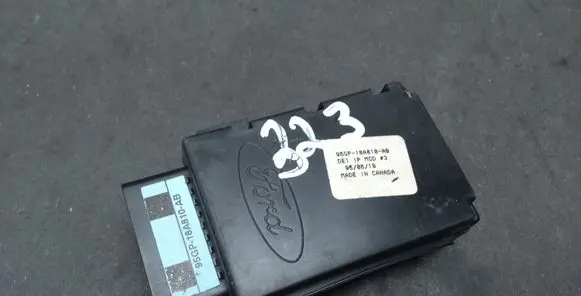 Ford Focus Other control units/modules 95GP18A810AB