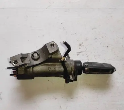 Volkswagen Transporter - Caravelle T5 Ignition lock 4B0905851C