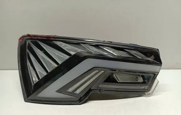 Skoda Octavia Mk4 Rear/tail lights 5E3945207A
