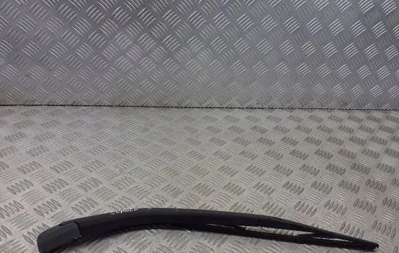 Toyota Corolla E120 E130 Rear wiper blade arm 