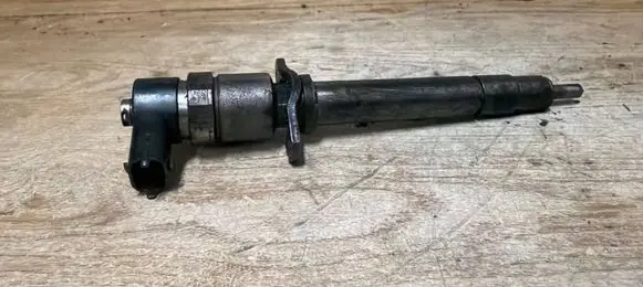 Volvo XC90 Fuel injector 0445110078