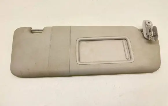Audi A4 S4 B7 8E 8H Sun visor 8E0857552