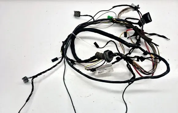 Volvo V70 Tailgate/trunk wiring harness 8697924