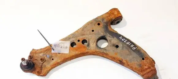 Volkswagen Polo IV 9N3 Front lower control arm/wishbone
