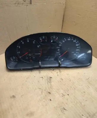 Audi A6 S6 C5 4B Speedometer (instrument cluster) 4B0919860L