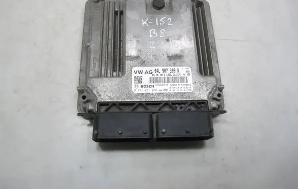 Volkswagen PASSAT B8 Engine control unit/module 04L907309R 0281031066