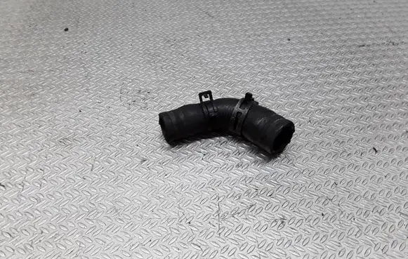 Ford Mondeo Mk III Engine coolant pipe/hose