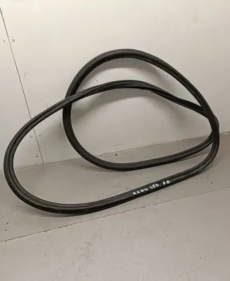 Audi A8 S8 D4 4H Front door rubber seal 