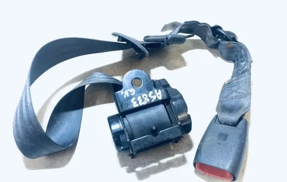 Chrysler 300M Middle seatbelt (rear) e32637 m226031