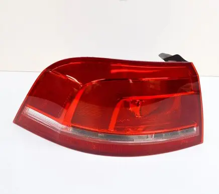 Volkswagen PASSAT B6 Rear/tail lights 3AF945095E