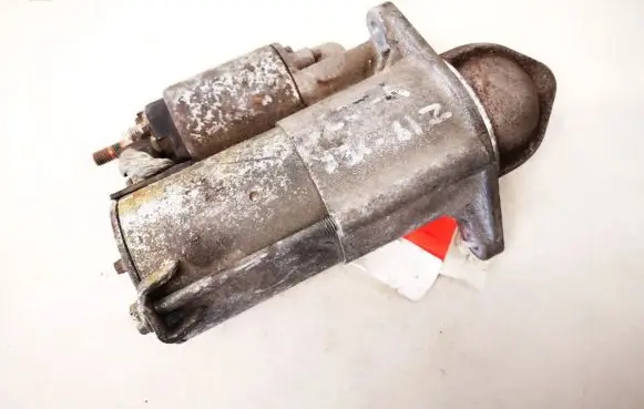 Opel Zafira B Starter motor