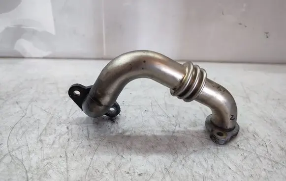 Volkswagen Amarok EGR valve line/pipe/hose