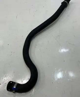 Audi A8 S8 D5 Engine coolant pipe/hose 079133817M | 888.119.552