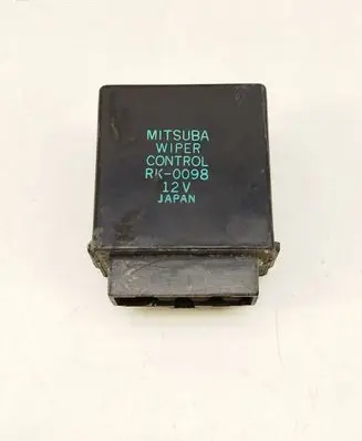 Subaru Forester SF Window wiper relay RK0098