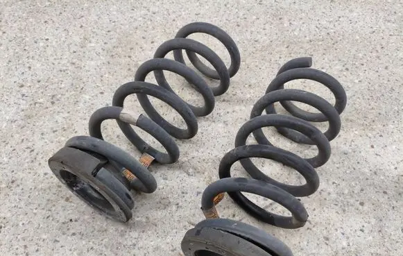 Ford Edge II Rear coil spring Q48PA