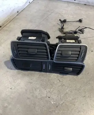 Volkswagen PASSAT CC Dash center air vent grill 3AB819720A 3AB819702A 3AB819701A