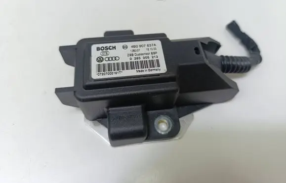 Volkswagen PASSAT B5.5 ESP acceleration yaw rate sensor 4B0907637A