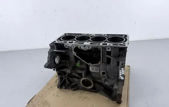 Ford Kuga II Engine block RFDS7G6015DA