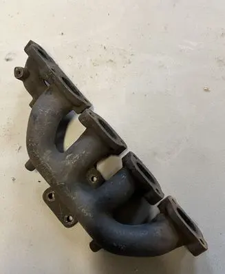 Exhaust manifold