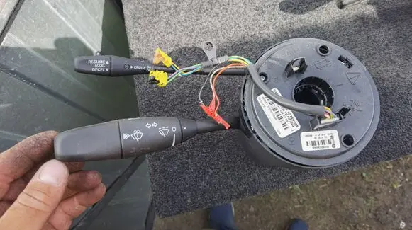 Chrysler 300 - 300C Airbag slip ring squib (SRS ring) 1FS82XXXAB 01412530