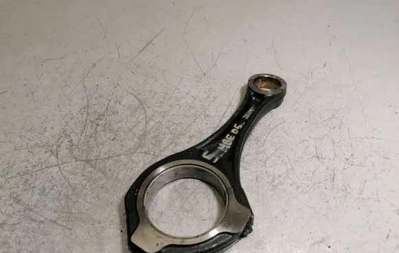 Mercedes-Benz E W211 Connecting rod/conrod 