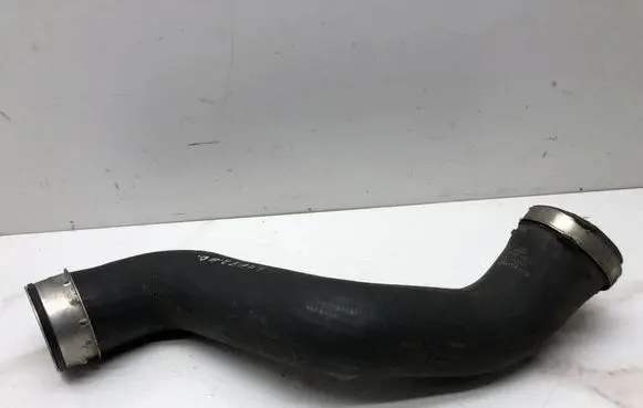 Audi A4 S4 B7 8E 8H Intercooler hose/pipe 8E0145737F 112511