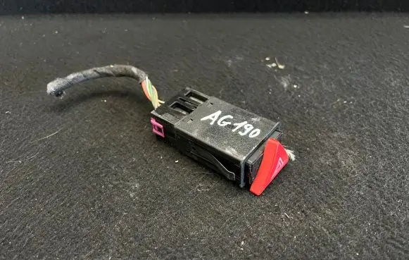 Audi A3 S3 8L Hazard light switch 8L0941509B