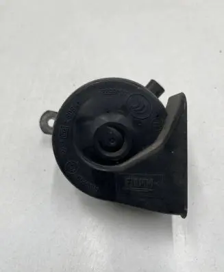Nissan Leaf II (ZE1) Horn signal 0055306