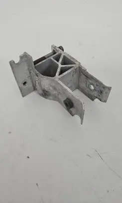BMW X5 G05 Radiator support slam panel bracket 7421635