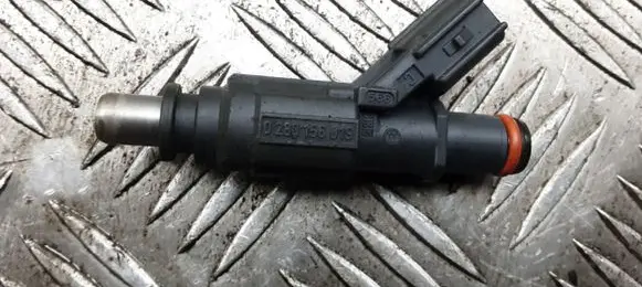 Toyota Corolla E120 E130 Fuel injector 232500D030 0280156019