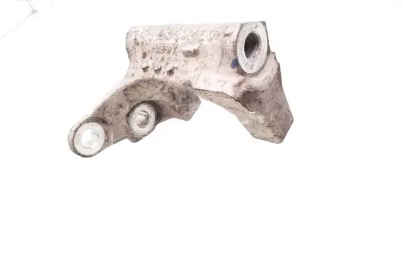 Honda Civic Engine mounting bracket 90SMKE0