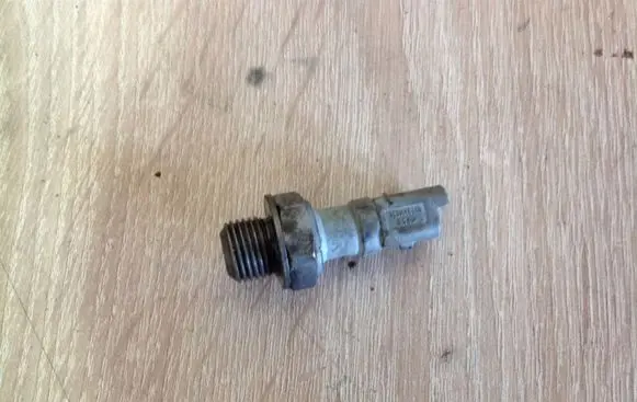 Peugeot 207 Oil level sensor 9631846480