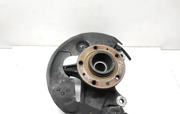 Citroen C4 II Picasso Front wheel hub spindle knuckle