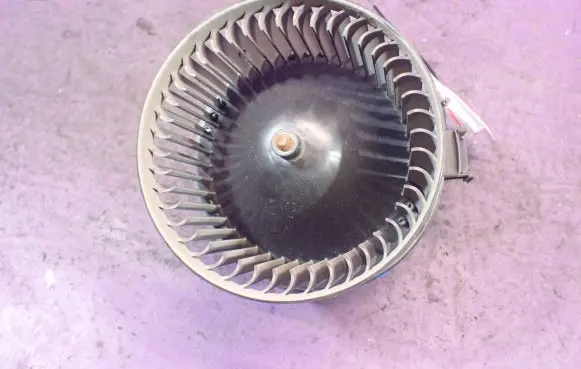 Ford Fiesta Heater fan/blower VP8E2H18456AA