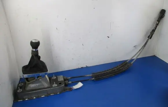 Volkswagen Golf V Gear shift rod 1K0711049CF