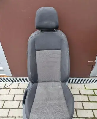 Front passenger seat