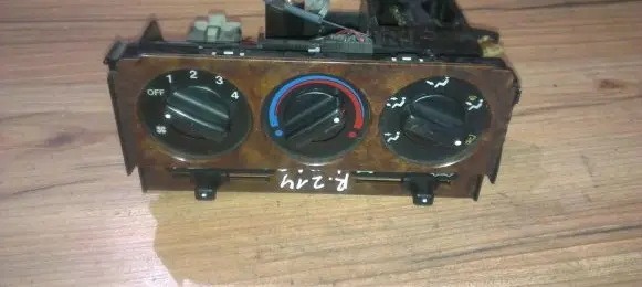 Rover 214 - 216 - 220 Climate control unit nenustayta