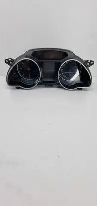 Audi A5 8T 8F Speedometer (instrument cluster) 8T0920931M