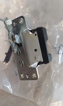 Renault Trafic II (X83) Loading door lock 9080600Q0J