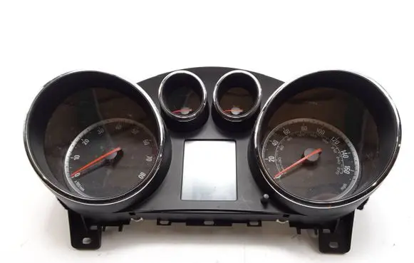 Opel Zafira C Speedometer (instrument cluster) 13374899 600775881 5048993120260440
