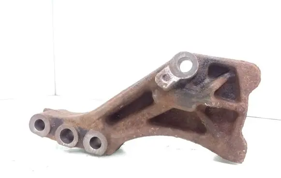 Honda Accord Engine mounting bracket AG2 8C25 AG28C25