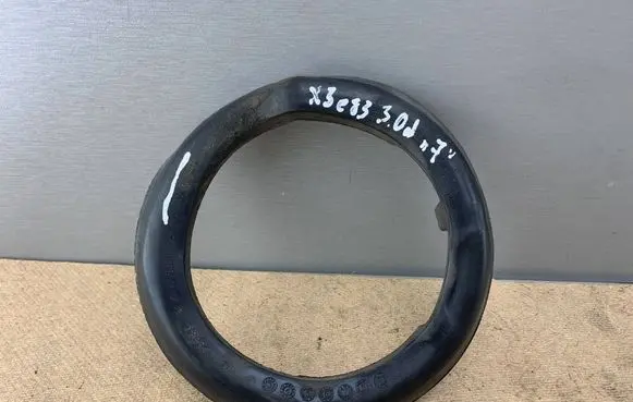 BMW X3 E83 Front coil spring rubber mount 3411795 31303411795