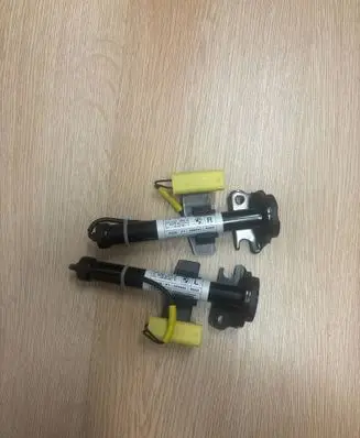 BMW X5 G05 Bonnet Pedestrian Airbag Actuator 7418199 7418200